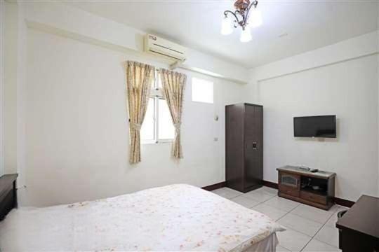 Plum Inn 1 Чичи Экстерьер фото