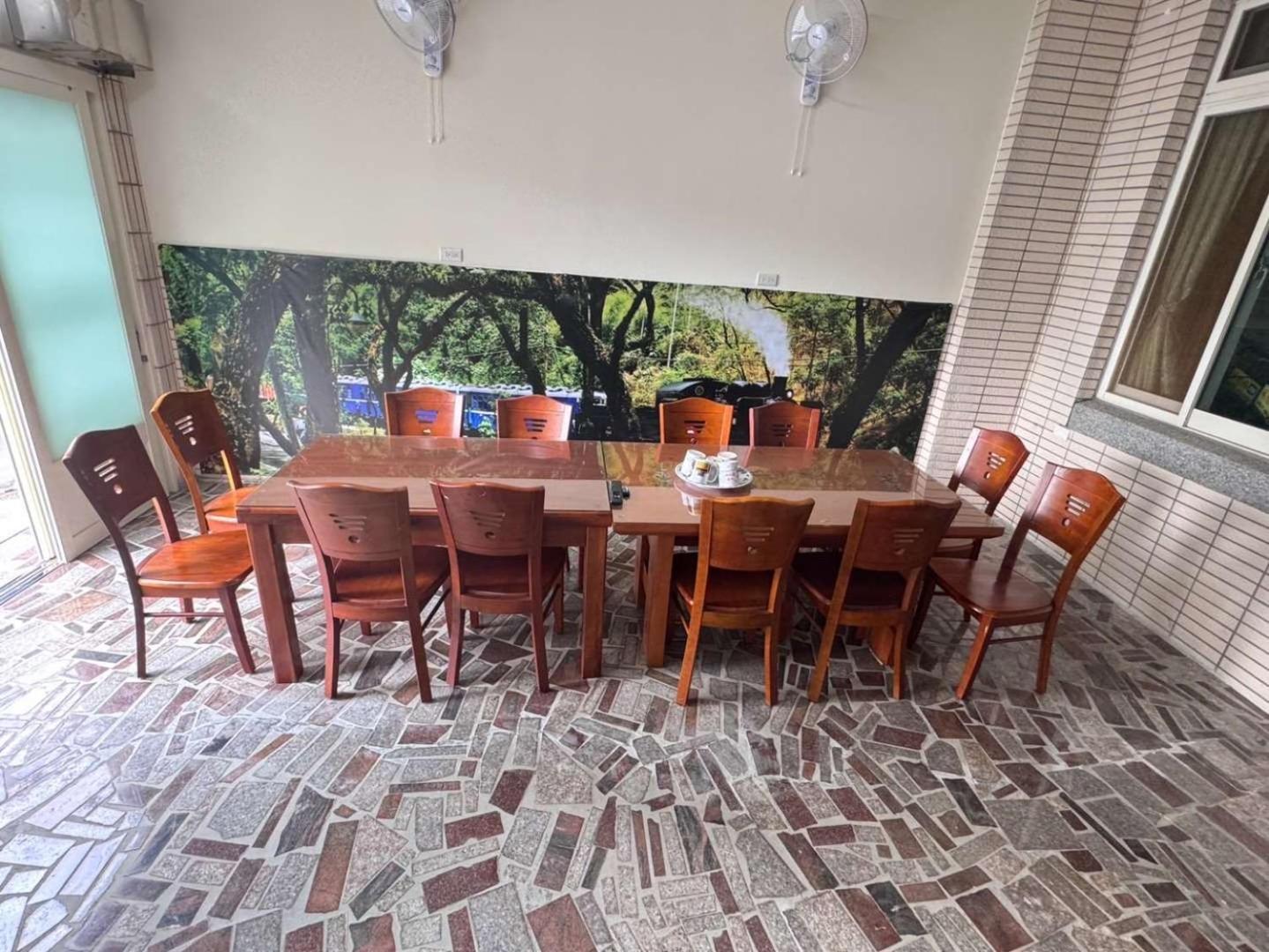 Plum Inn 1 Чичи Экстерьер фото